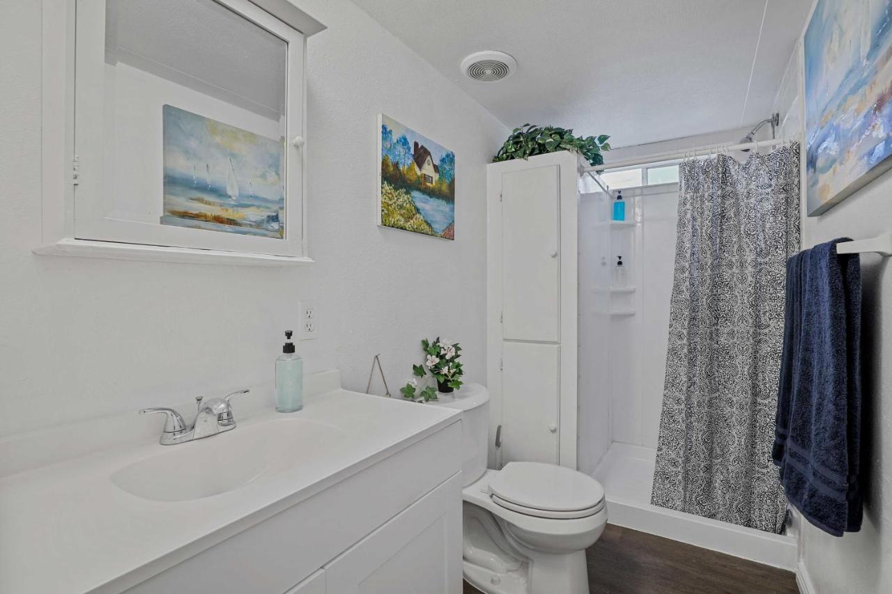 Pet-Friendly Lake Dallas Home Near Lewisville Lake エクステリア 写真
