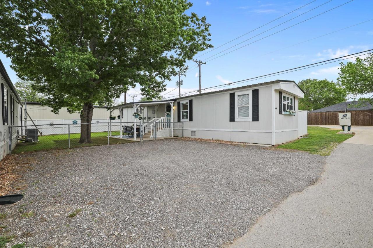 Pet-Friendly Lake Dallas Home Near Lewisville Lake エクステリア 写真